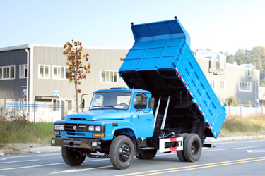 EQ3092轻型长头4×2自卸_工地矿山拉土拉石车运输货车_3.5吨东风商用卡车